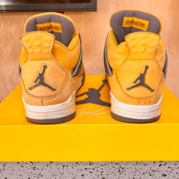 100% Authentic Guarantee Air Jordan 4 Retro Mid Lightning Yellow/Black Size 9 - Picture 5 of 9